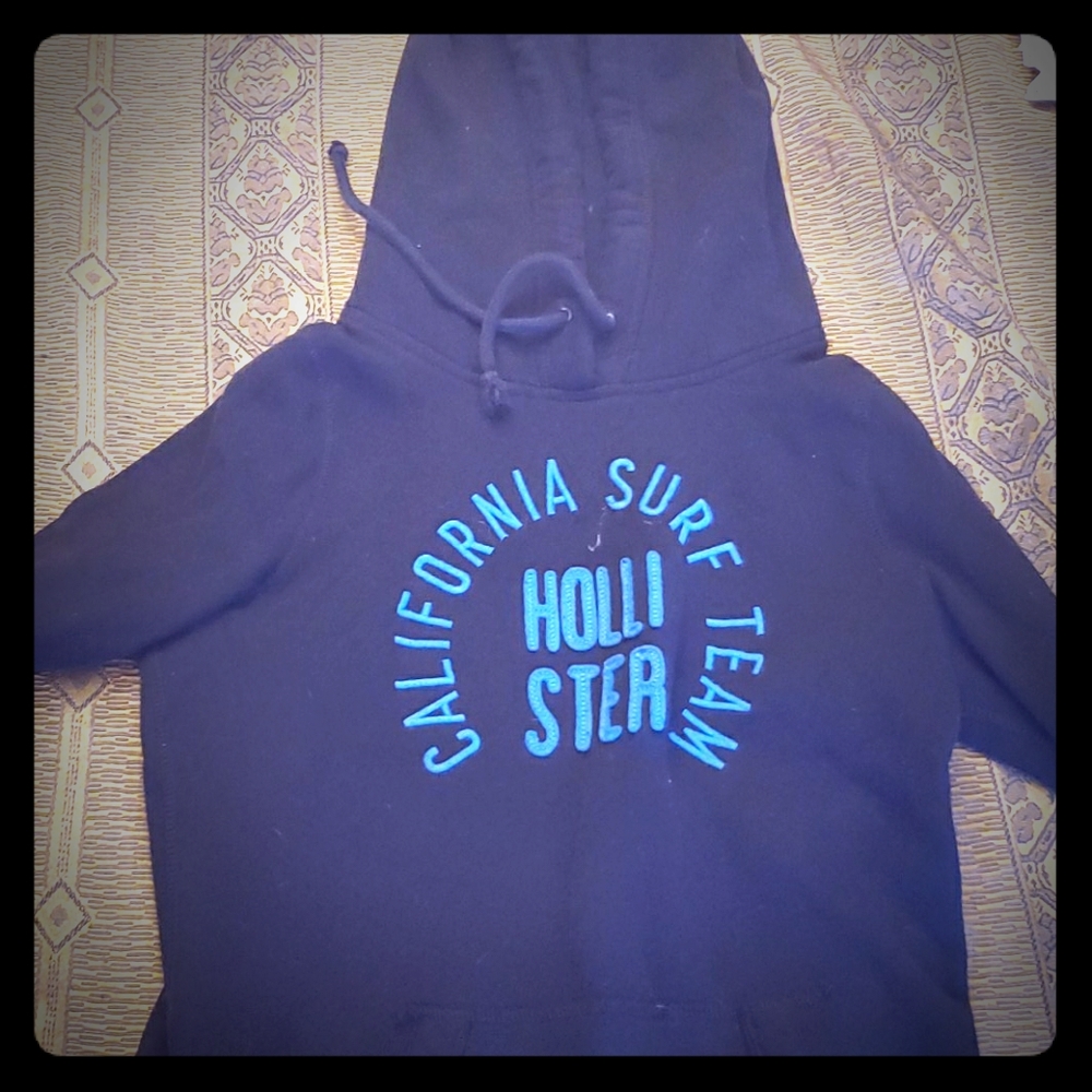 Black Hollister California Surf Team sweatshirt